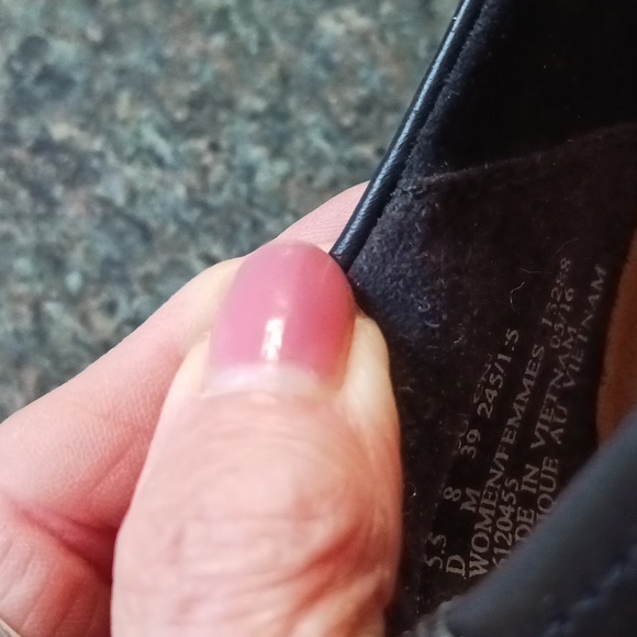 Womans Slip_ons 8 Clark NWOB - Picture 6 of 8